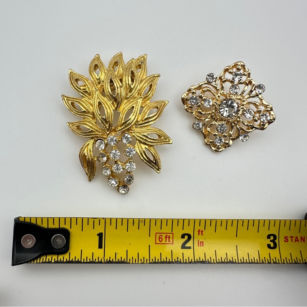 Vintage Rhinestone Gold Tone Brooch Pins Bundle of 2 Estate Costume Jewelry Lot - Picture 3 of 10